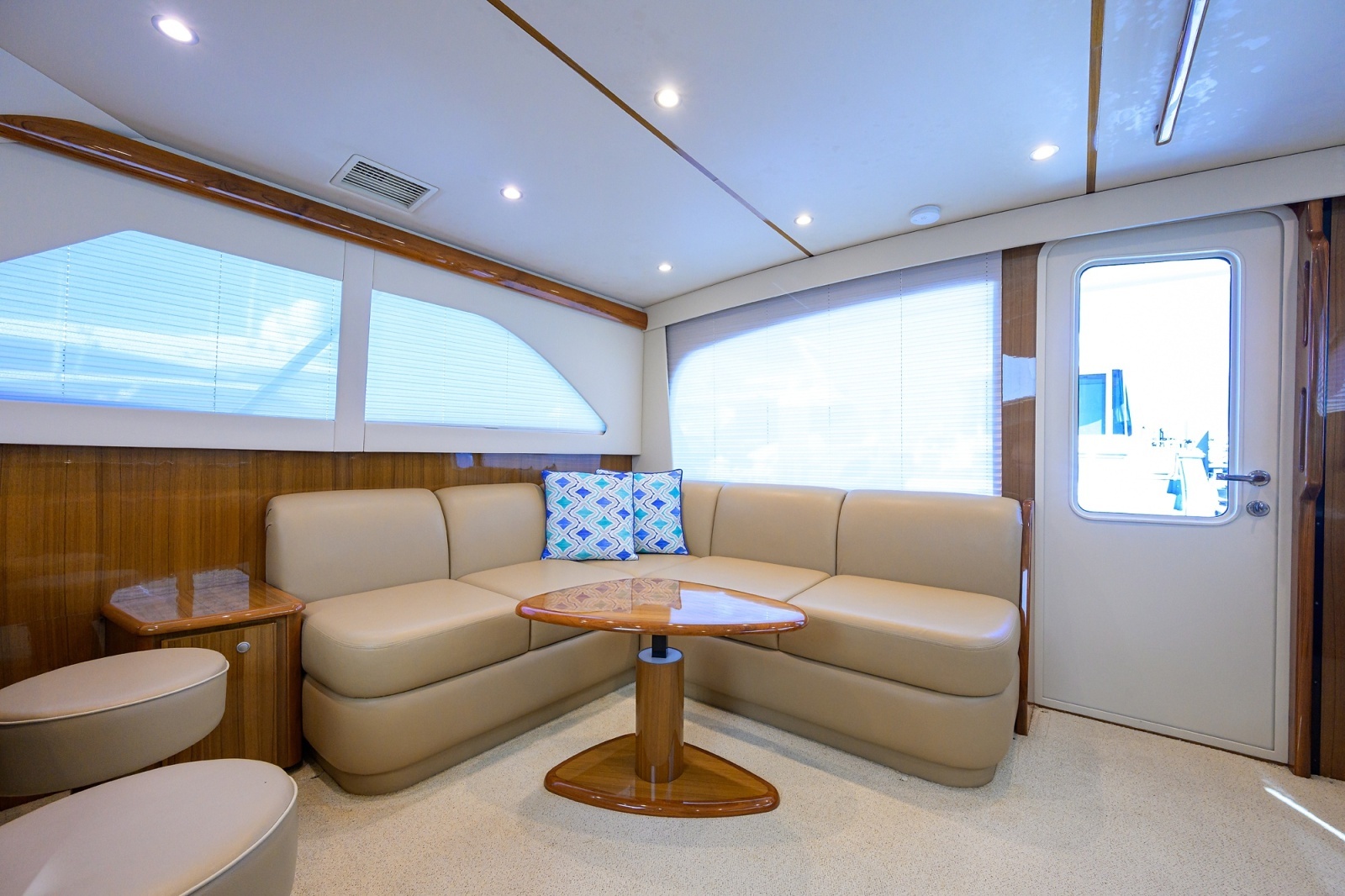 Viking 42 - Bella Vita - Salon