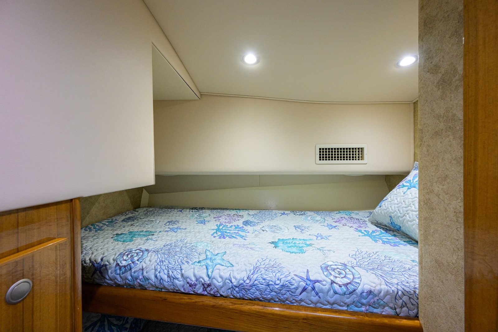 Viking 42 - Bella Vita - Stateroom