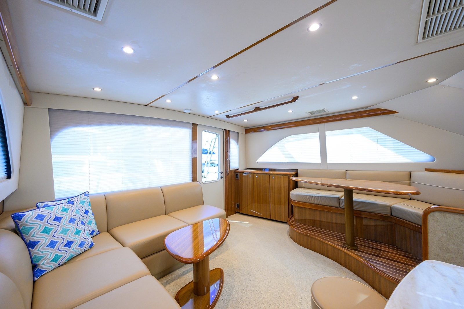 Viking 42 - Bella Vita - Salon