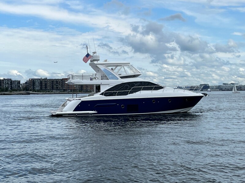 50' 2023 Azimut 50 FLY