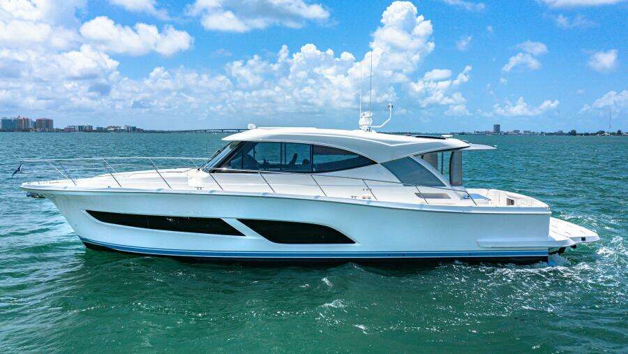 50ft Riviera Yacht For Sale