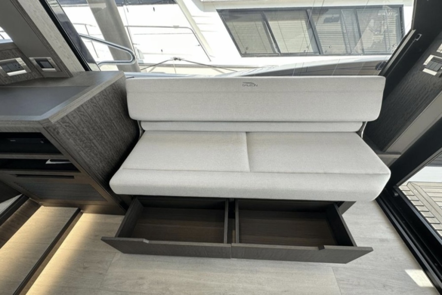 53' 2024 Galeon 510 SKY