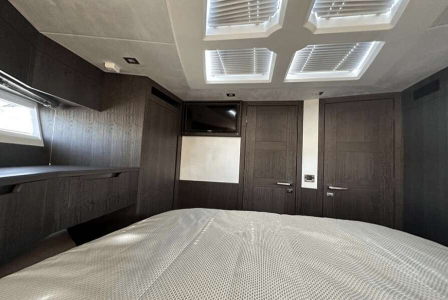 53ft Galeon Yacht For Sale