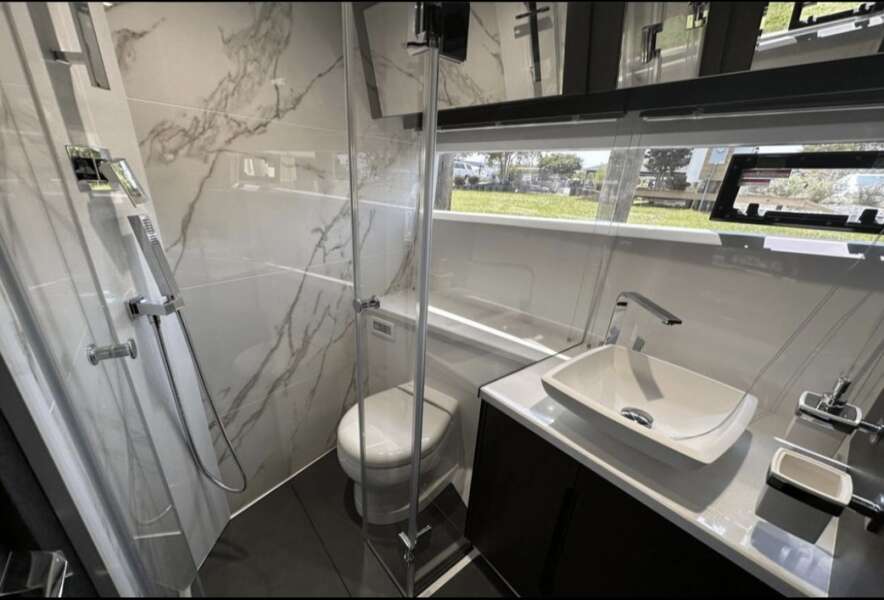 53ft Galeon Yacht For Sale