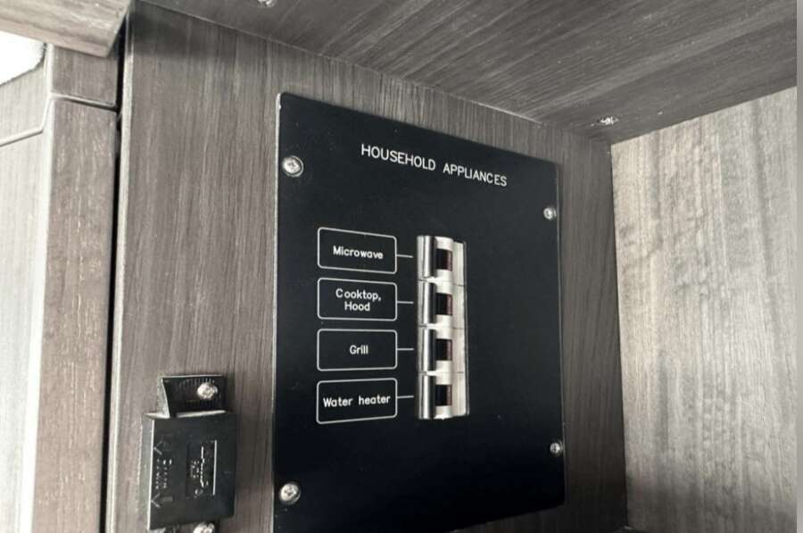 53ft Galeon Yacht For Sale