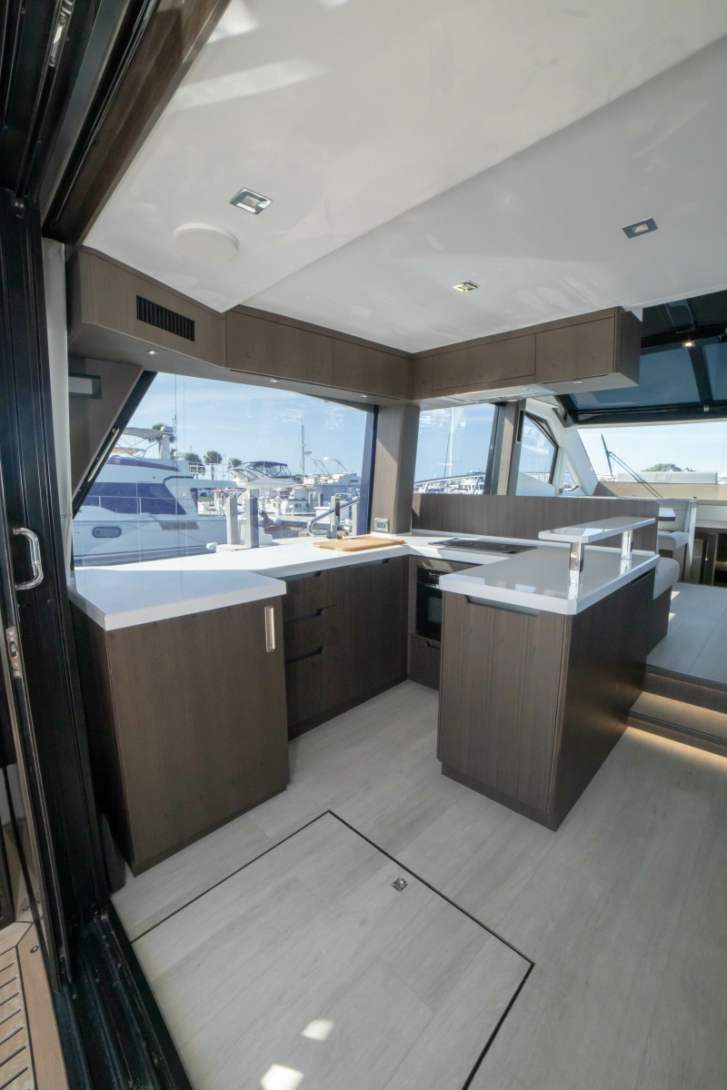 53' 2024 Galeon 510 SKY
