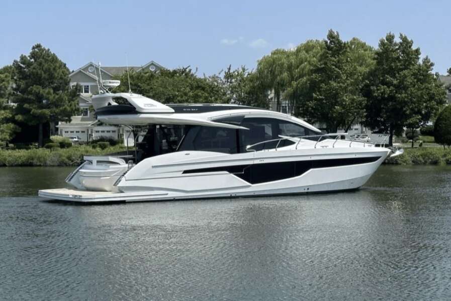 53ft Galeon Yacht For Sale