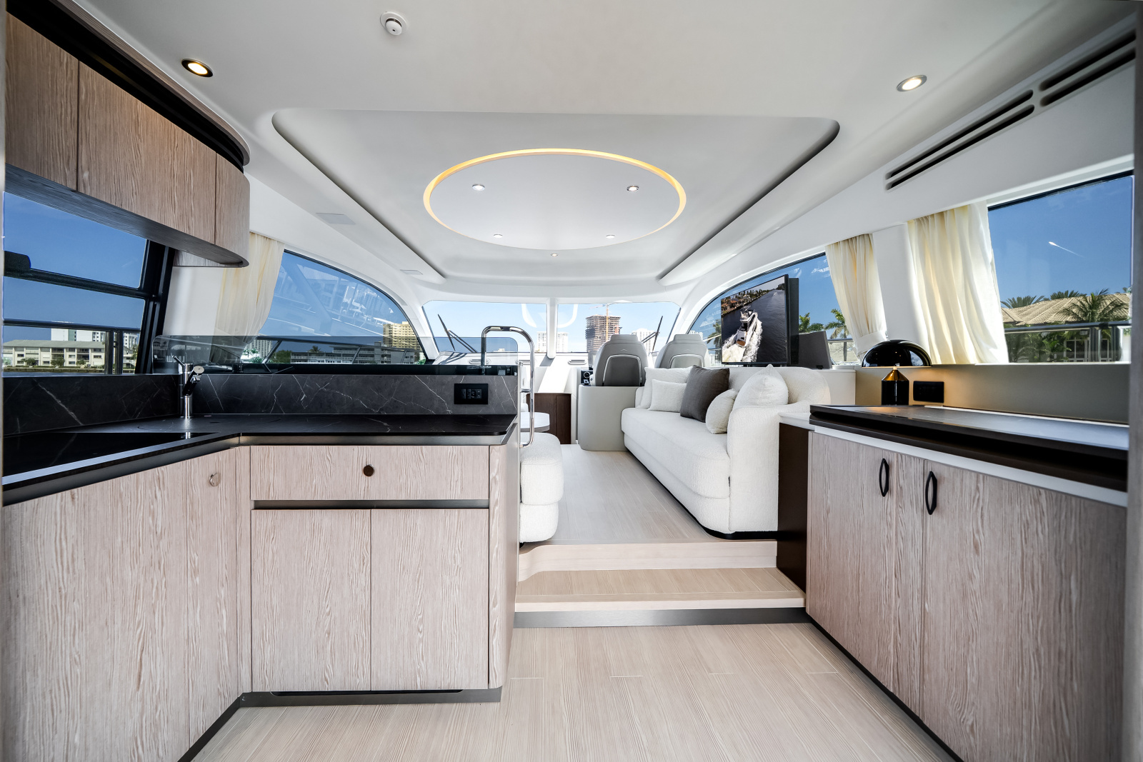 53ft Azimut Yacht For Sale