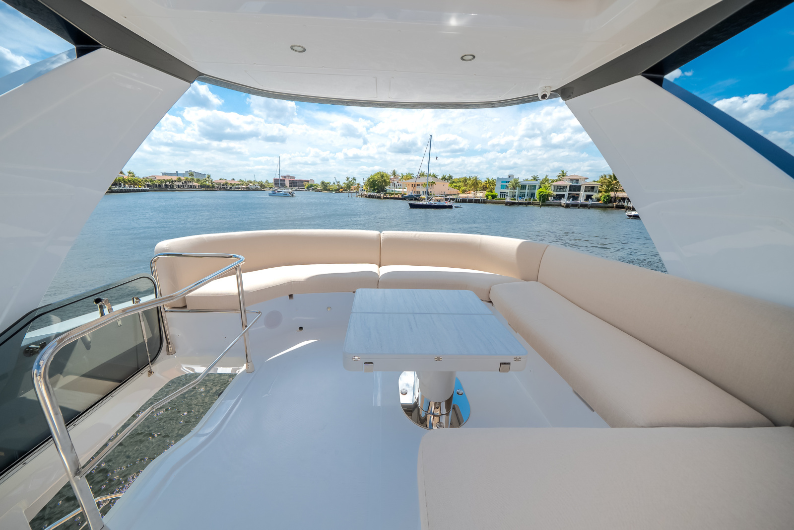 53ft Azimut Yacht For Sale