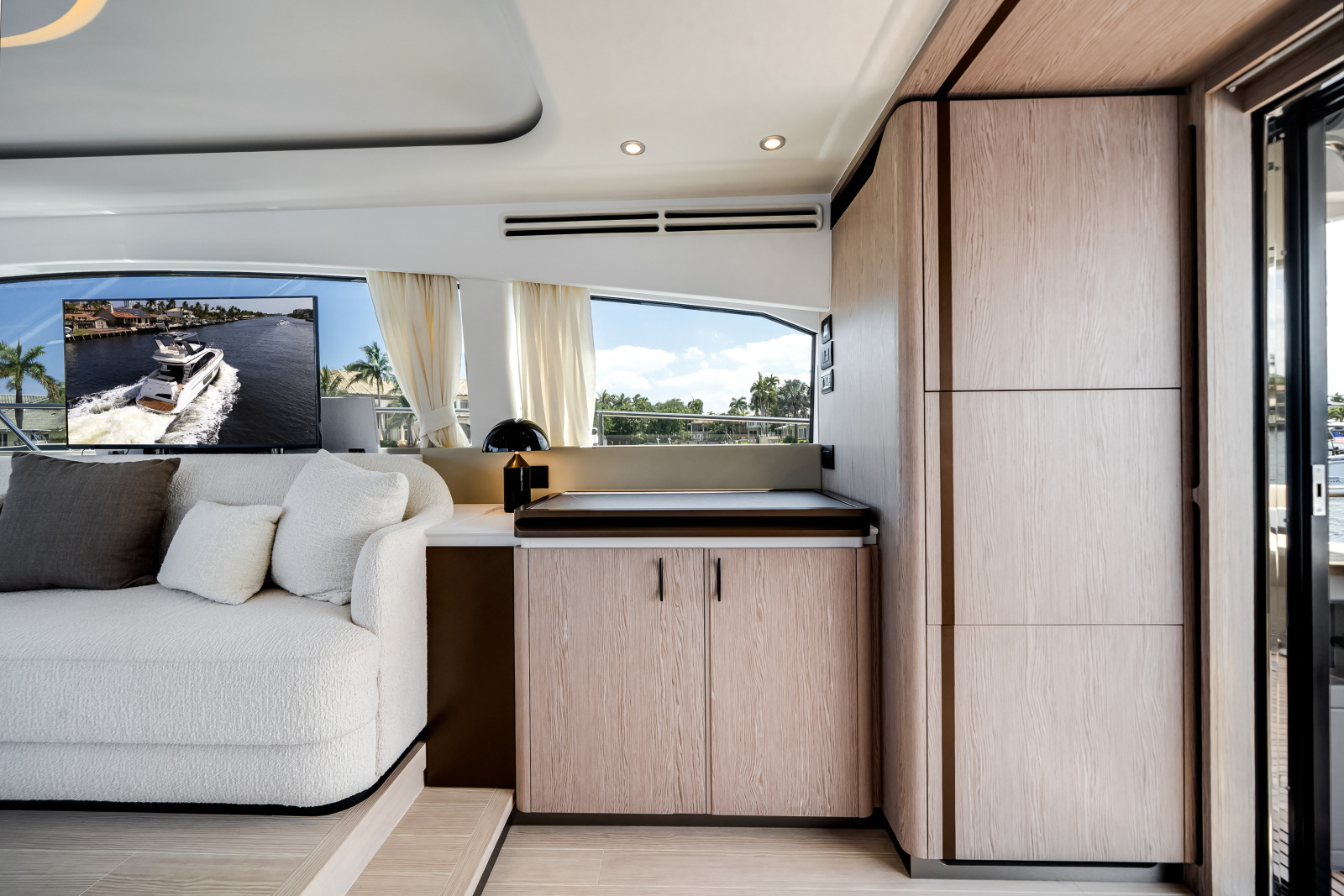 53ft Azimut Yacht For Sale