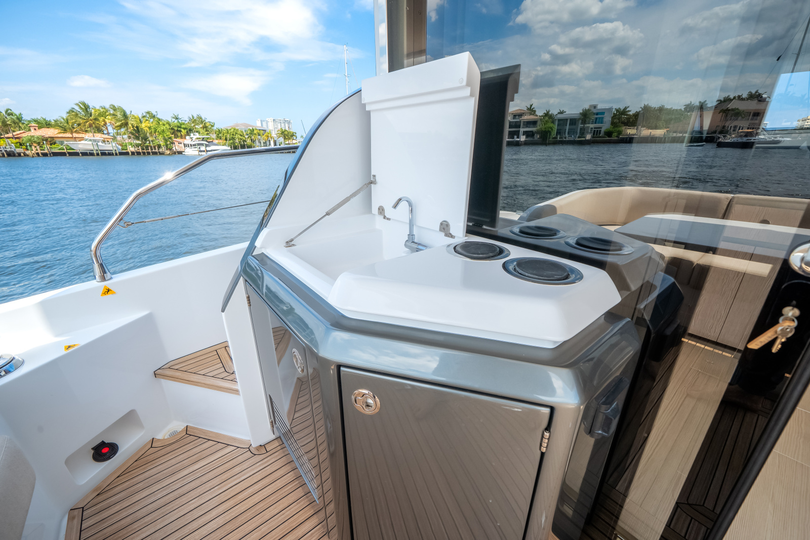 53ft Azimut Yacht For Sale