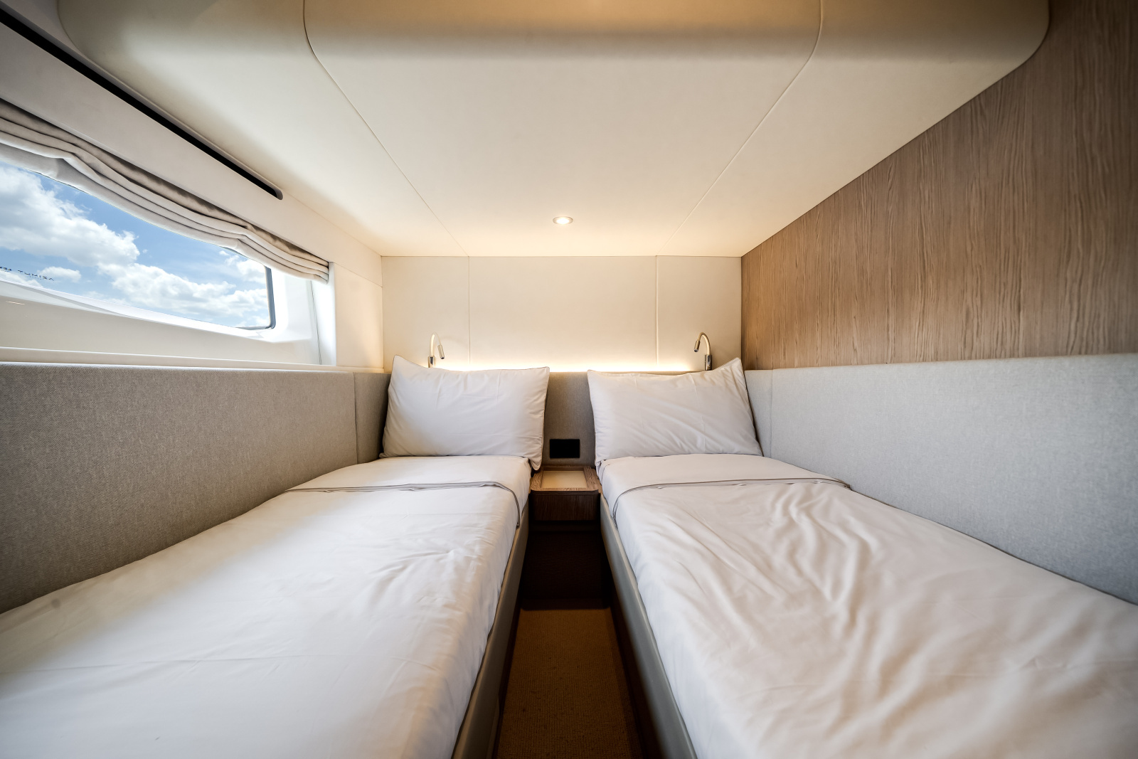 53ft Azimut Yacht For Sale