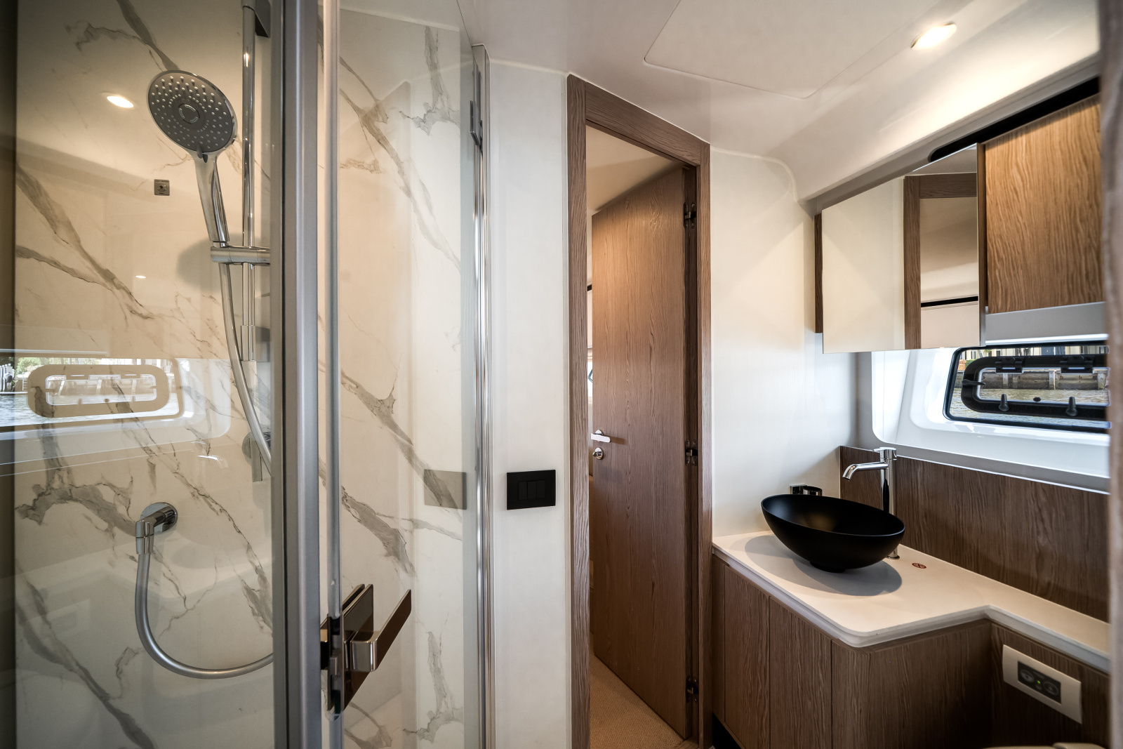 53ft Azimut Yacht For Sale