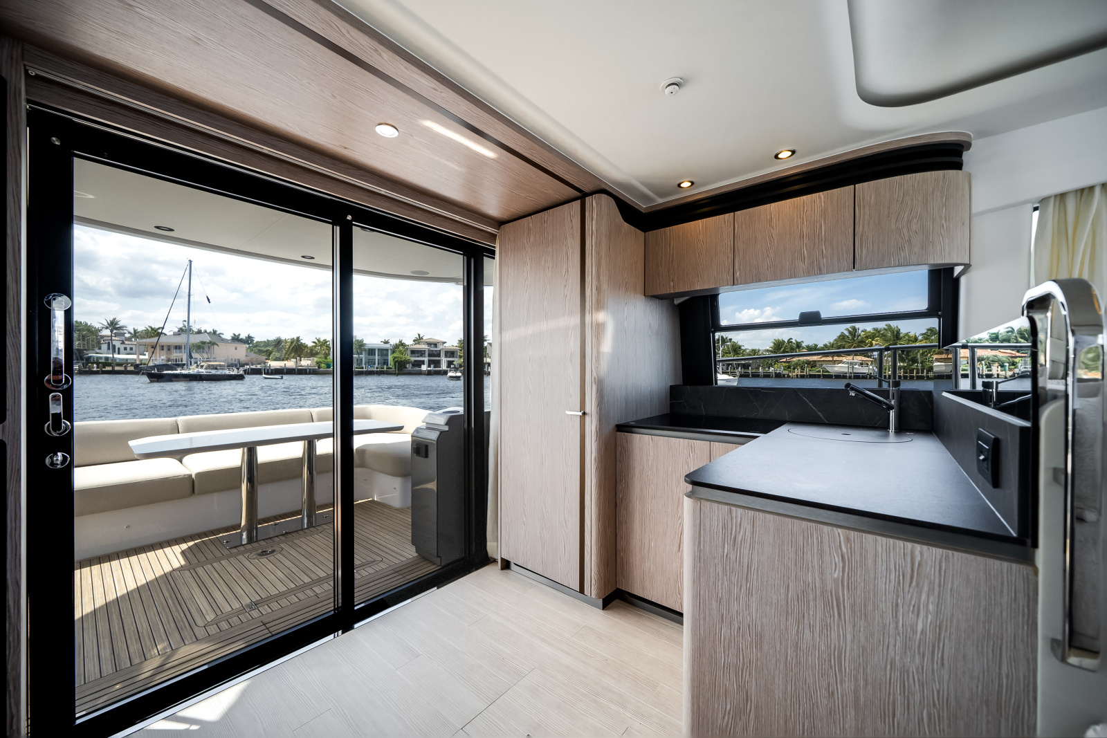 53ft Azimut Yacht For Sale