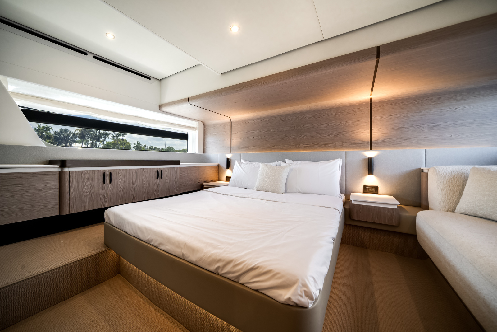 53ft Azimut Yacht For Sale
