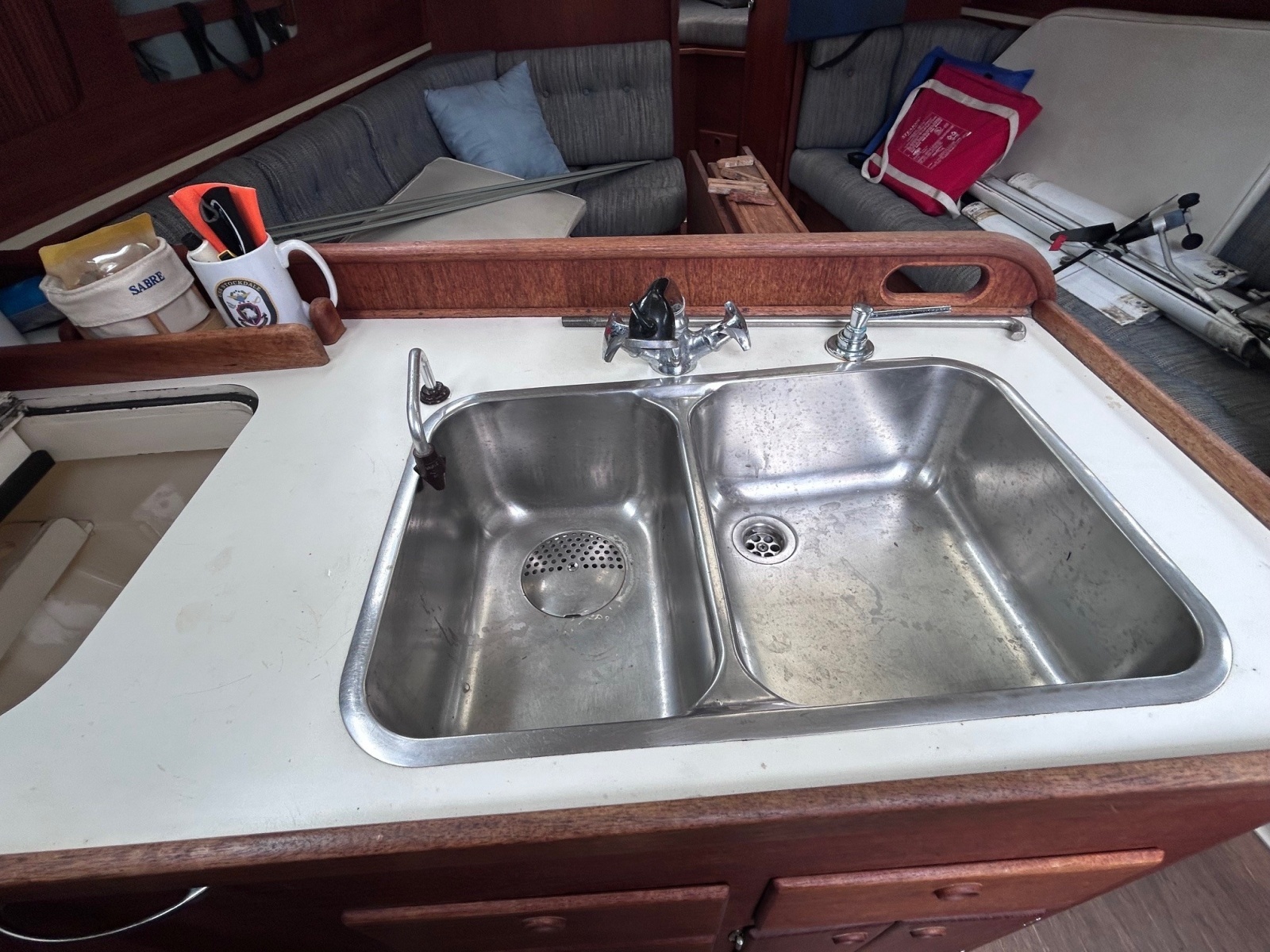 Heritage 34ft Sabre Yacht For Sale