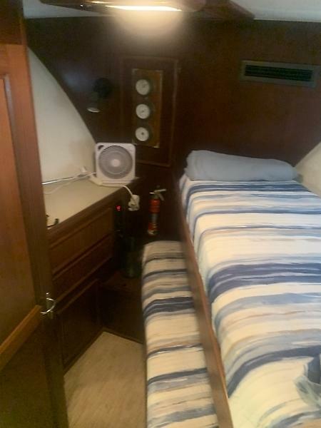 1984 Hatteras 53 — 0005608079