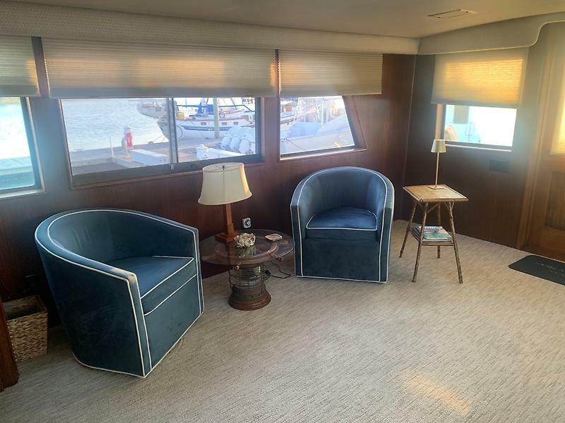 1984 Hatteras 53 — 0005607974