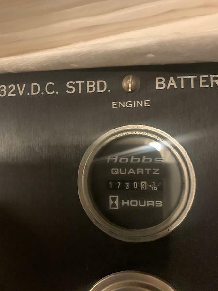 1984 Hatteras 53 — 0005607961