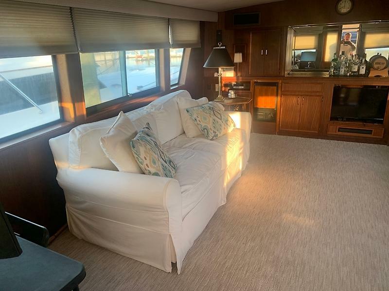 1984 Hatteras 53 — 0005607953