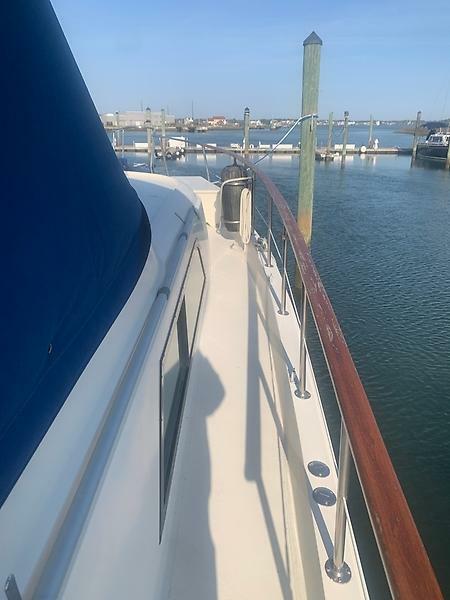 1984 Hatteras 53 — 0005608128