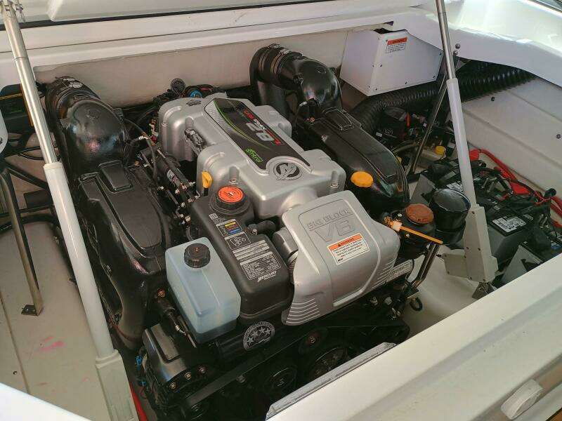 29ft Cobalt Yacht For Sale