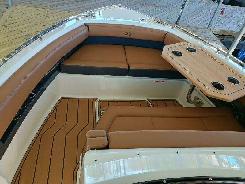 29ft Cobalt Yacht For Sale