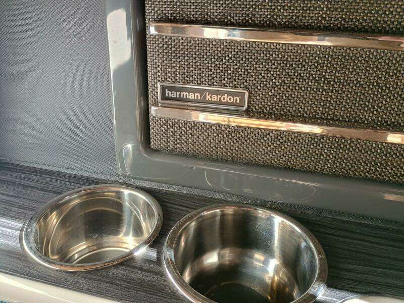 29ft Cobalt Yacht For Sale