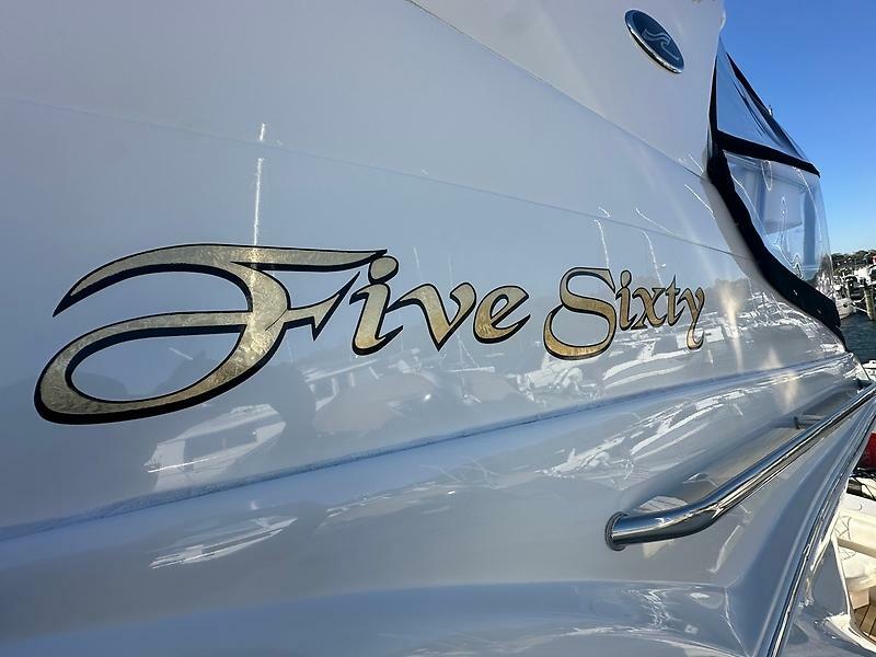 56' 2002 Sea Ray 560 Sedan Bridge