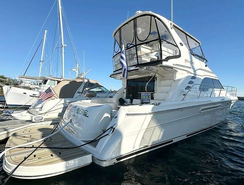 4 Frogs 56ft Sea Ray Yacht For Sale
