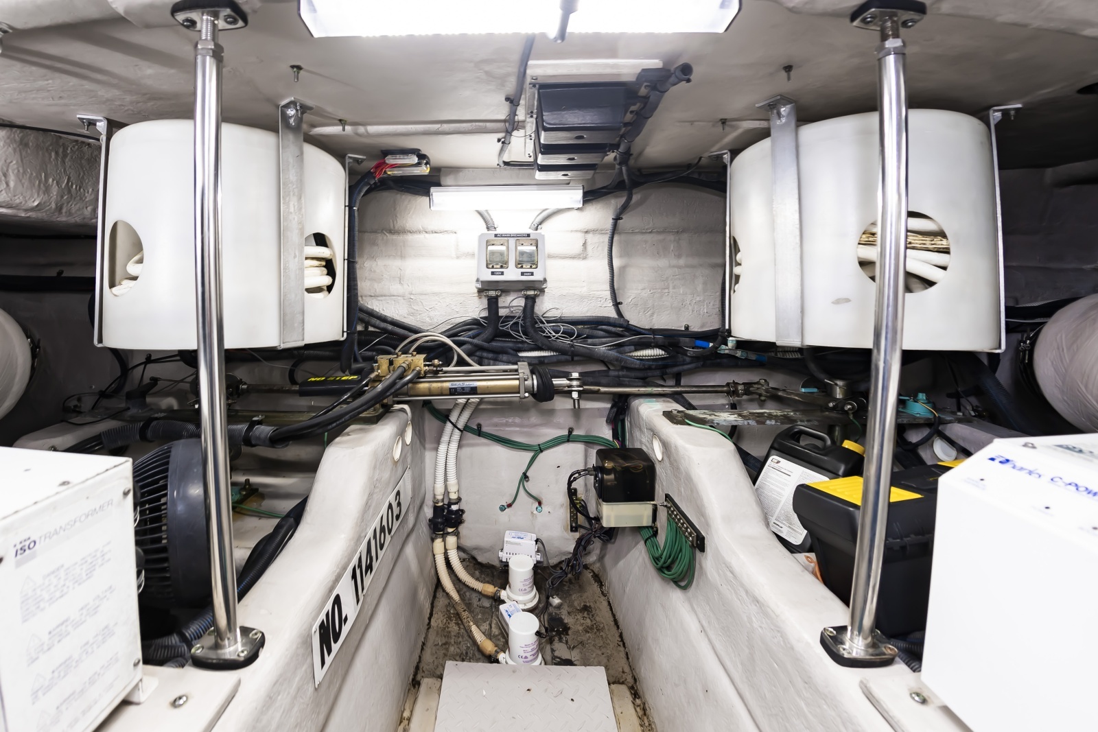58SeaRay560_073