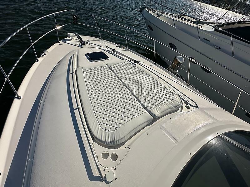 56' 2002 Sea Ray 560 Sedan Bridge