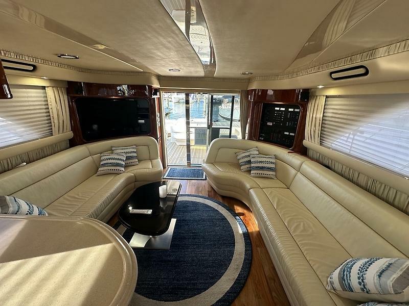 56' 2002 Sea Ray 560 Sedan Bridge