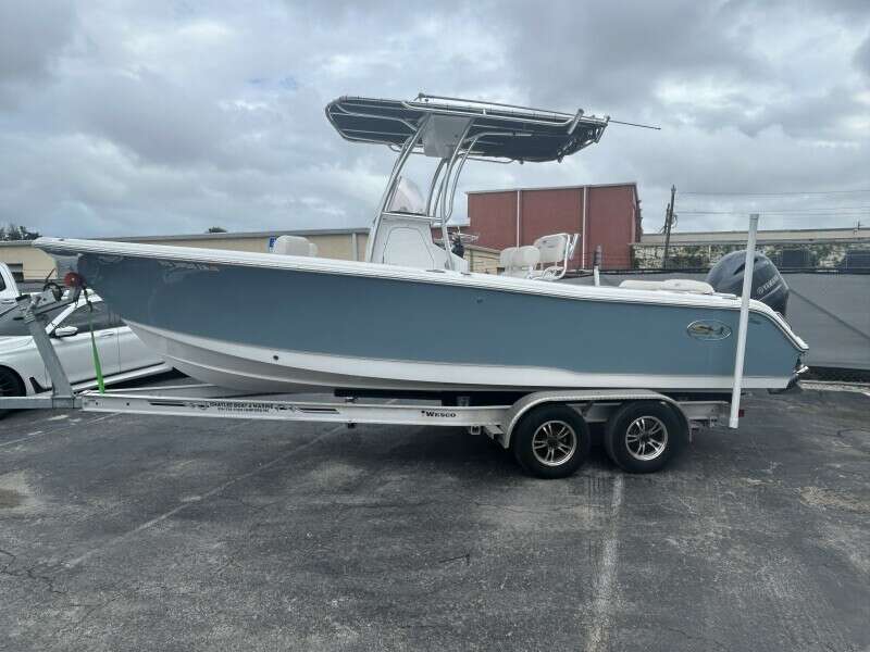 23ft Sea Hunt Yacht For Sale