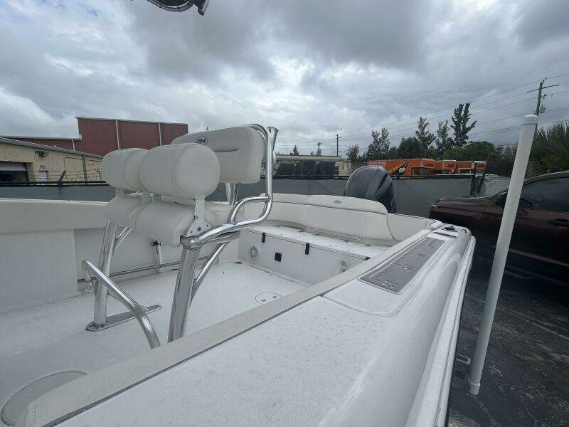 23ft Sea Hunt Yacht For Sale
