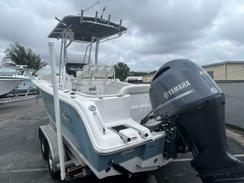 23ft Sea Hunt Yacht For Sale