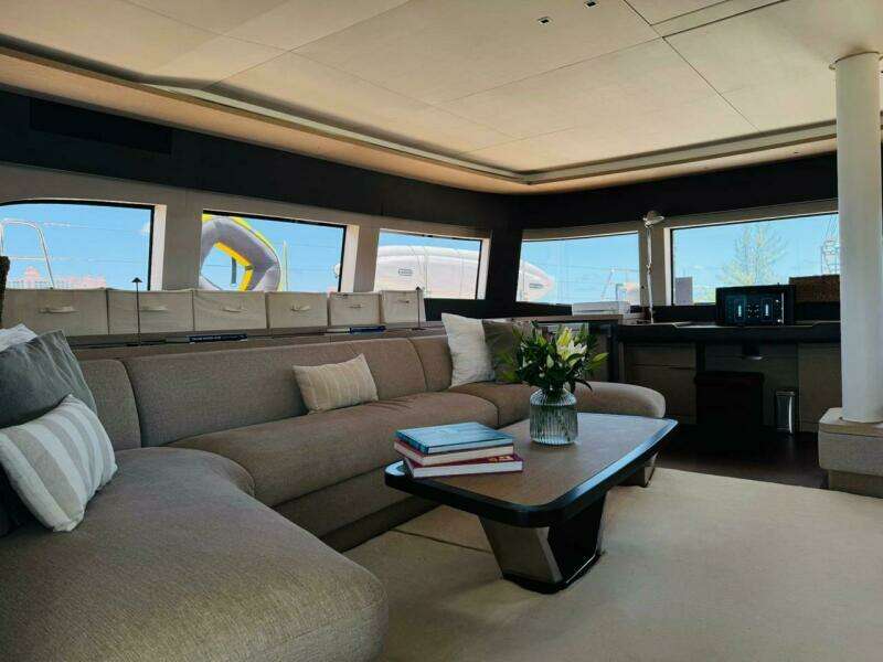 65ft Lagoon Yacht For Sale