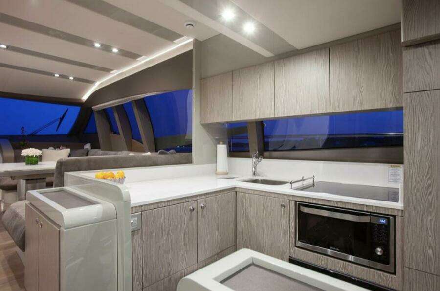 65ft Ferretti Yachts Yacht For Sale