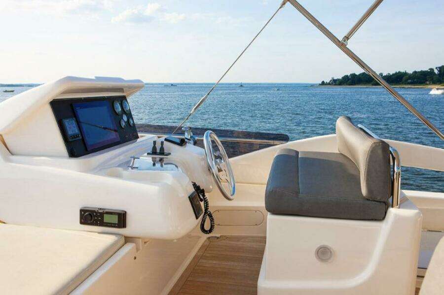 65ft Ferretti Yachts Yacht For Sale