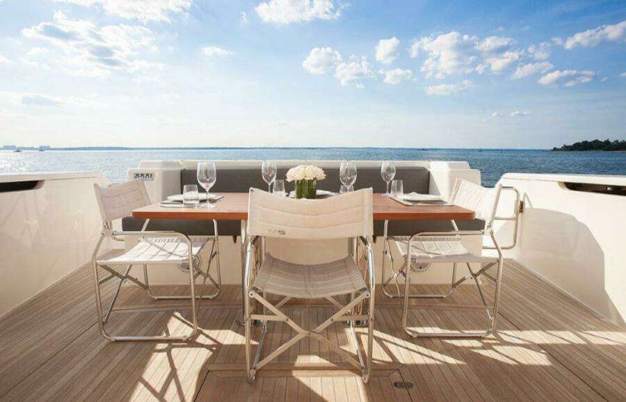 65ft Ferretti Yachts Yacht For Sale