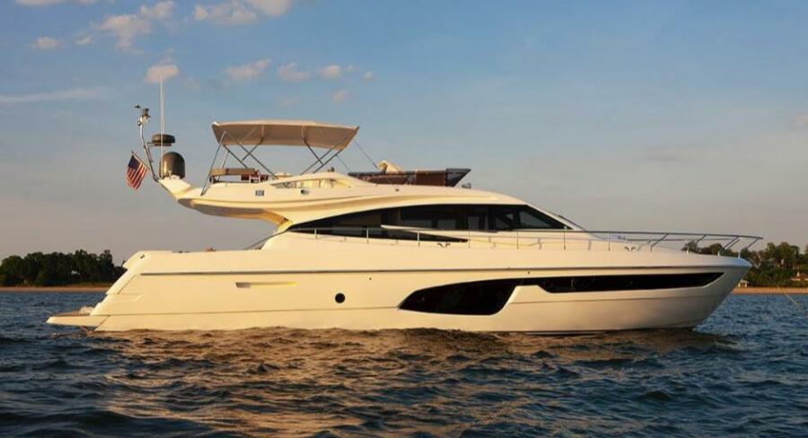 65' 2018 Ferretti Yachts 