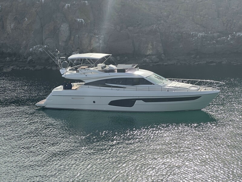 65' 2018 Ferretti Yachts 