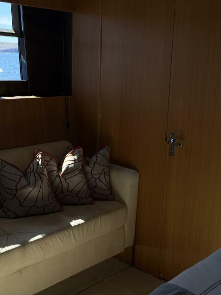 78' 2014 Fairline 