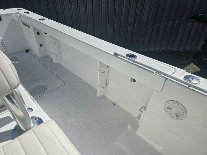 Smooth Operator 28ft True World Marine Yacht For Sale