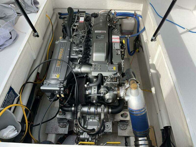 Smooth Operator 28ft True World Marine Yacht For Sale