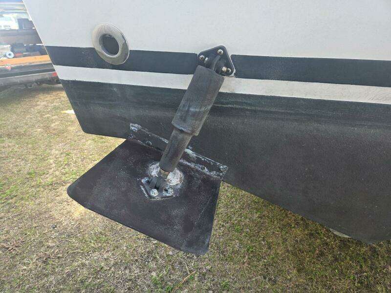 Smooth Operator 28ft True World Marine Yacht For Sale