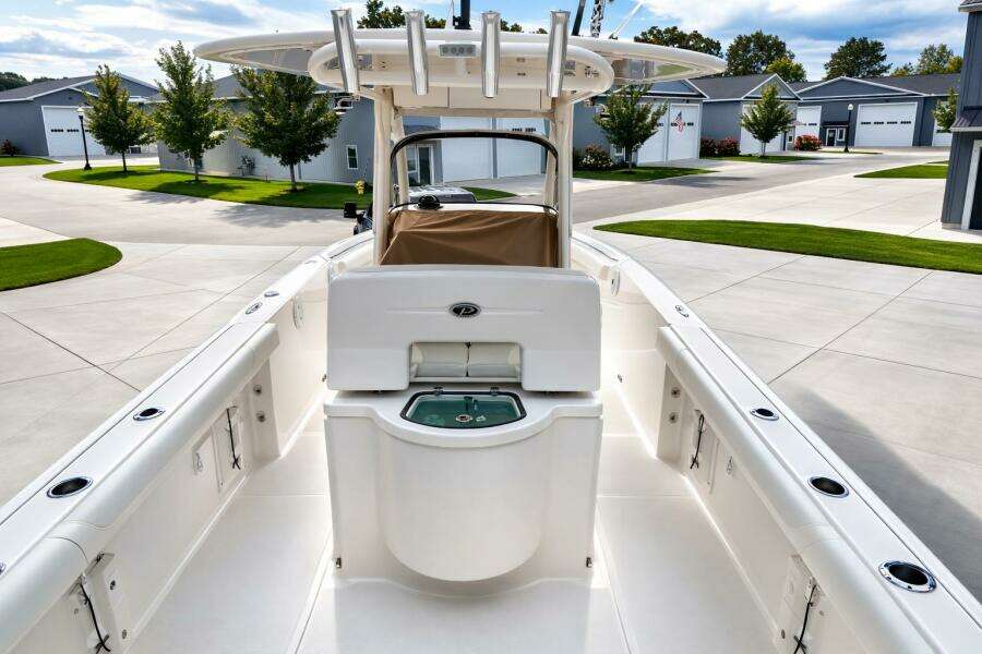 26ft Pursuit Yacht For Sale