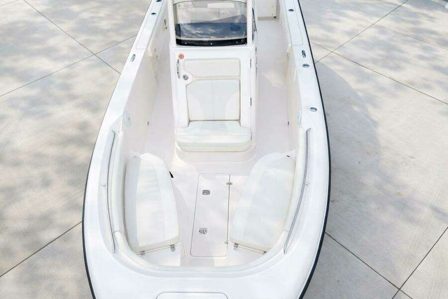 26ft Pursuit Yacht For Sale