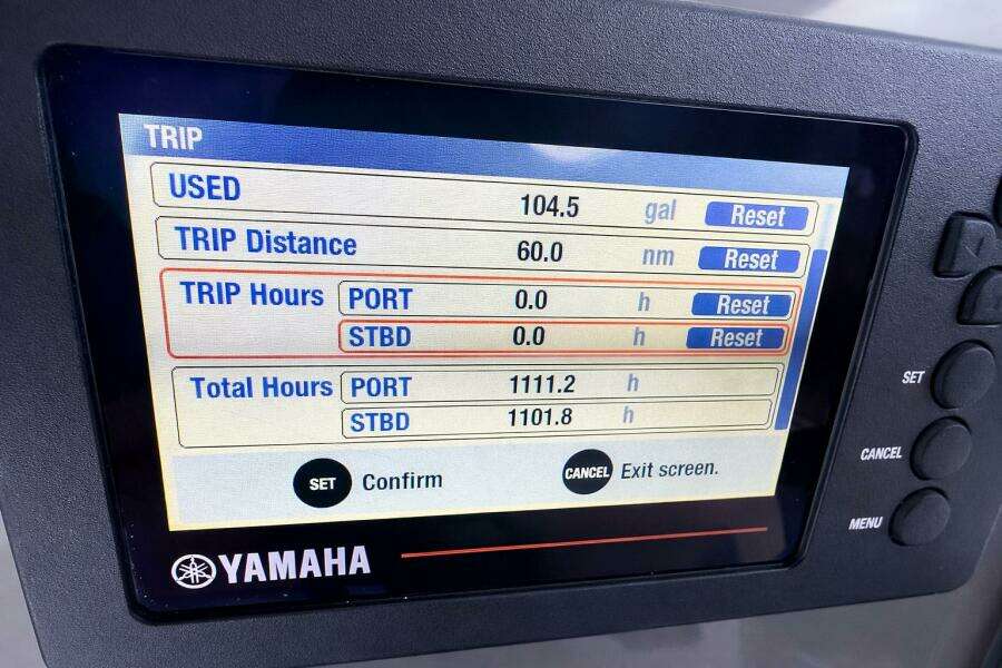 26ft Pursuit Yacht For Sale