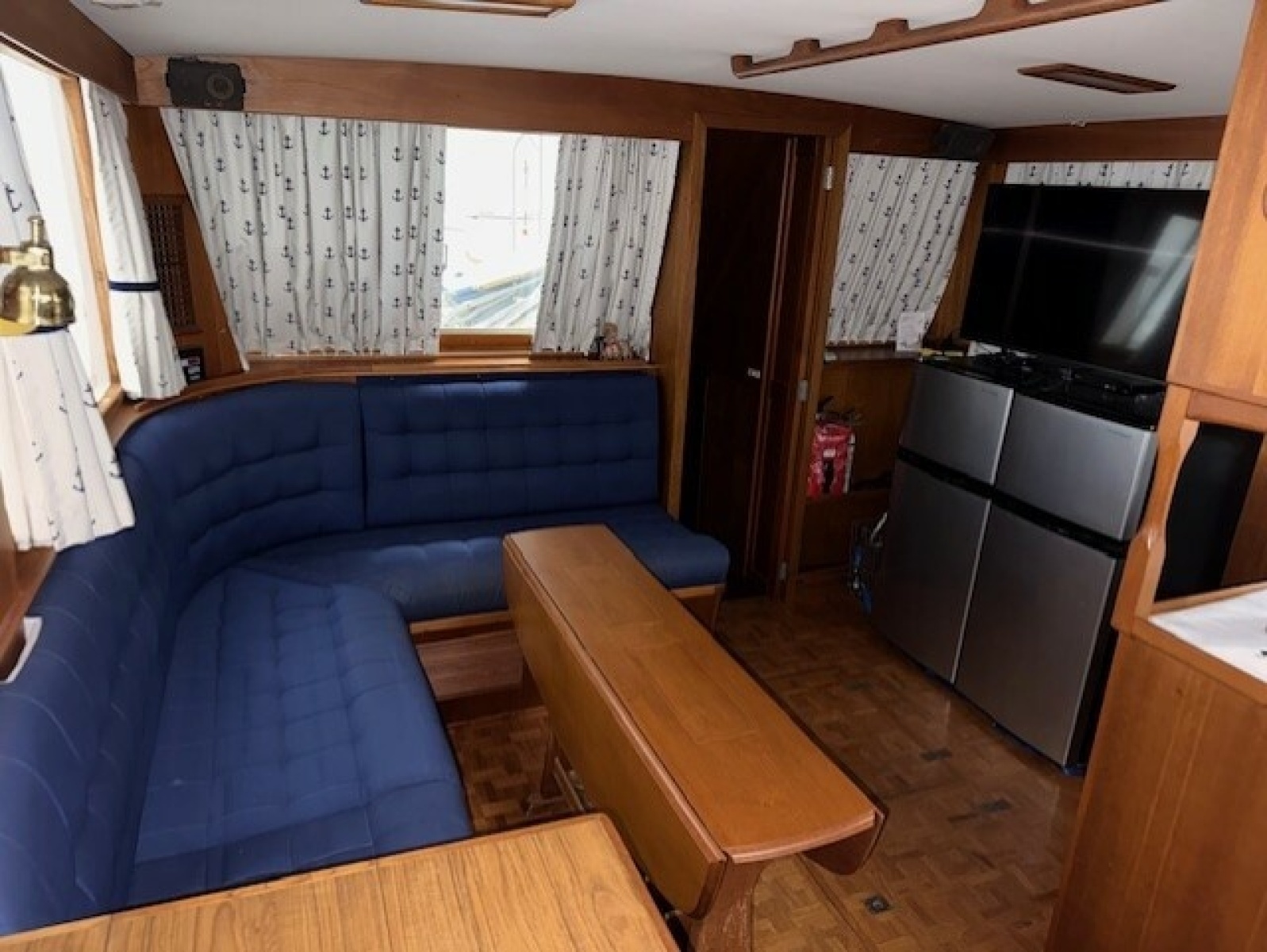 46' 1990 Grand Banks Classic